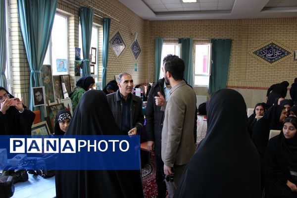 افتتاحیه مسابقات فرهنگی‌هنری «امید فردا» در مدرسه شاهد منتصرین ورامین