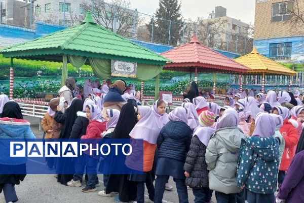 برپایی موکب حضرت رقیه(س) در دبستان شاهد تحقیقی ناحیه۶