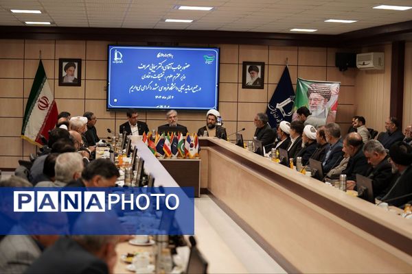 هم‌اندیشی بسیج اساتید با وزیر علوم، تحقیقات و فناوری مشهد