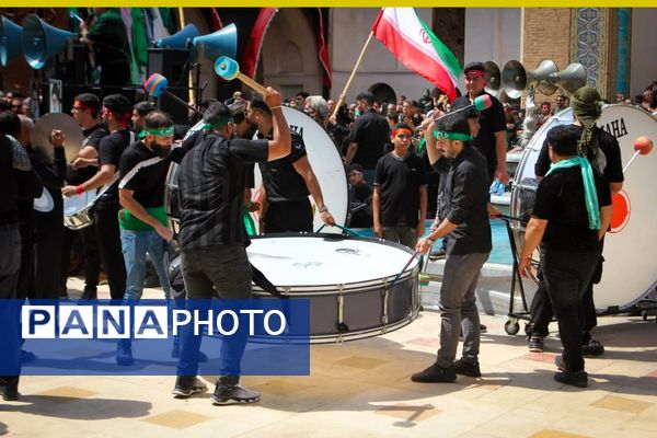 مراسم عاشورای حسینی در مشهد اردهال کاشان