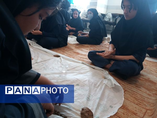 پویش تسبیح در دبیرستان فرهنگ کاشمر