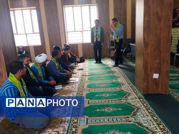 برگزاری دوره توانمند سازی مربیان پیشتاز در حاجی‌آباد 