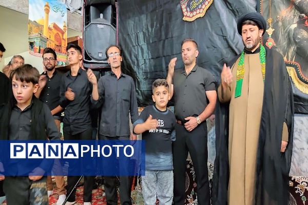 مراسم عزاداری آقا ابا عبدالله الحسین (ع) در شب عاشورا حسینی در شهر بار 