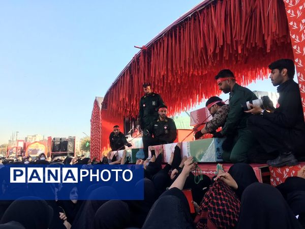 اجتماع بزرگ عزاداران حضرت زهرا(س) همزمان با تشییع شهیدان گمنام دفاع مقدس