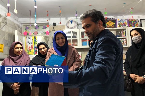 اجرای طرح «بازی–یادگیری» با حضور معاون آموزشی آموزش و پرورش شهرستان قدس در دبستان هدی