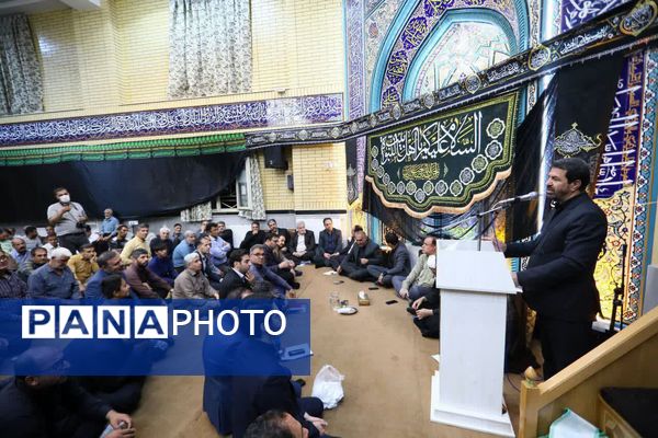 حضور مسئولان استان در مسجد المصطفی شهرک شهید مدنی همدان