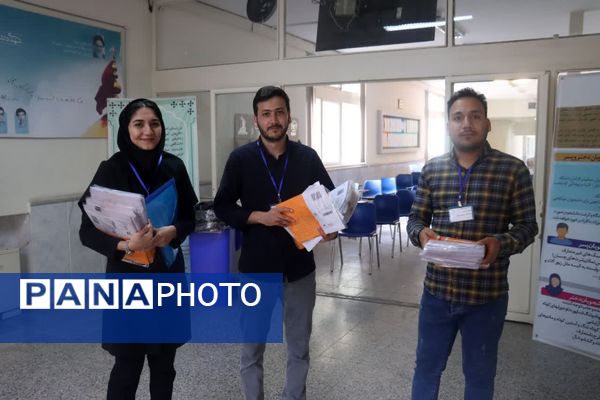 غوغای دانشگاه فردوسی مشهد در روز کنکور ۱۴۰۴