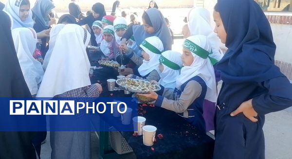 برپایی موکب دانش‌آموزی به‌مناسبت شهادت حضرت فاطمه(س)