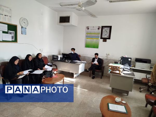 بازدید معاون آموزشی و کارشناس آموزش متوسطه اداره آموزش و پرورش خاتم 