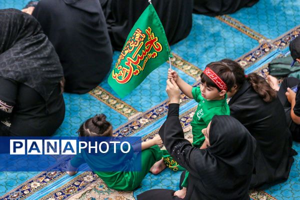 همایش شیرخوارگان حسینی (ع) در ارومیه