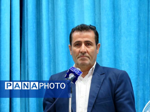 برگزاری میزخدمت آموزش و پرورش در محمدشهر کرج