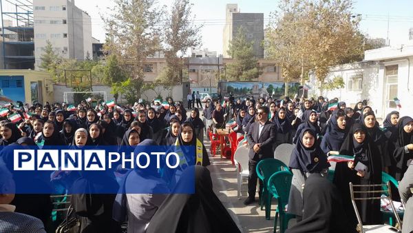 نواخته شدن زنگ مهر در فرزانگان ۴؛ هم صدایی با آغاز سال تحصیلی در سراسر کشور