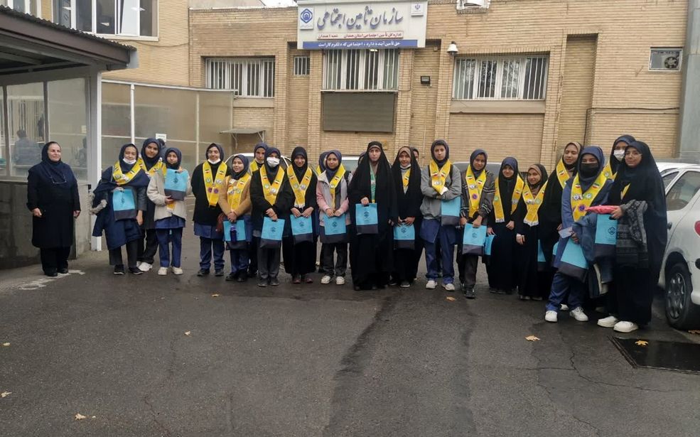 بازدید دانش‌آموزان پیشتاز از سازمان تأمین اجتماعی در راستای تفاهم‌نامه سازمان دانش‌آموزی و تأمین اجتماعی
