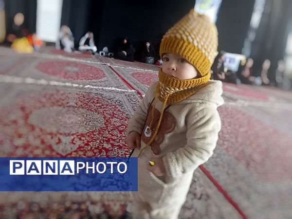 حضور کودکان در نماز جمعه کاشمر