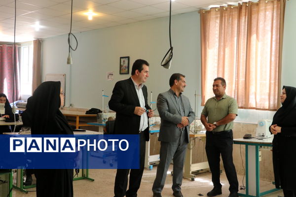 بازدید از کارگاه طراحی دوخت هنرستان ثمین