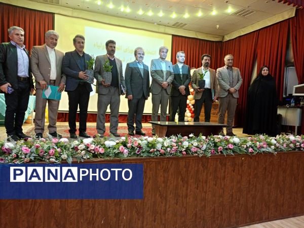 انتخابات شورای انجمن اولیا و مربیان  در نیشابور 