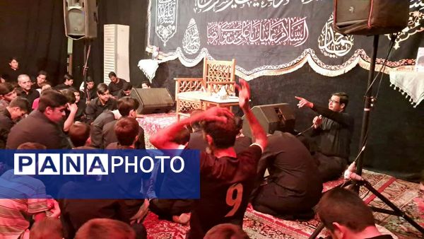 مراسم عزاداری شب شهادت امام حسن عسکری (ع) در امامزاده سید حمزه 
