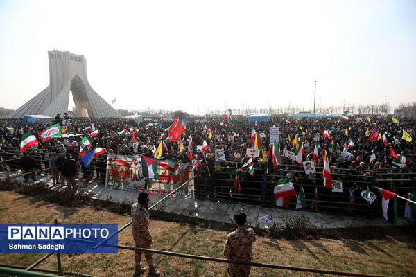 سخنرانی رئیس جمهوری در راهپیمایی ۲۲ بهمن ۱۴۰۳
