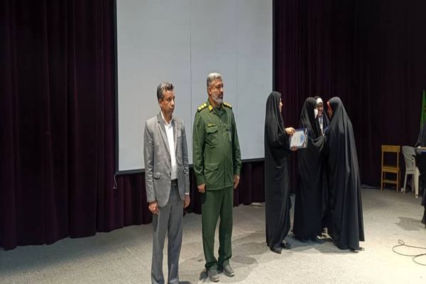 مراسم بزرگداشت روز مادر در بستک