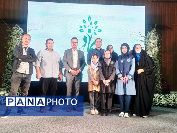 نشست طرح نماد در تالار تربیت ؛ گامی برای تقویت مراقبت اجتماعی دانش‌آموزان 