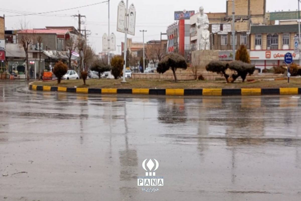 بارش باران بهاری در دهگلان، نویدبخش سالی پربرکت و شاداب