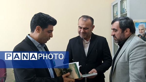 دیدار نوروزی مدیرکل آموزش و پرورش مازندران با کارکنان آموزش و پرورش محمودآباد 