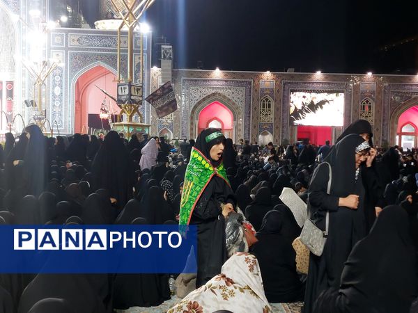 مراسم خطبه خوانی شام شهادت امام رضا(ع) در ایوان ولیعصر صحن پیامبر اعظم (ص)