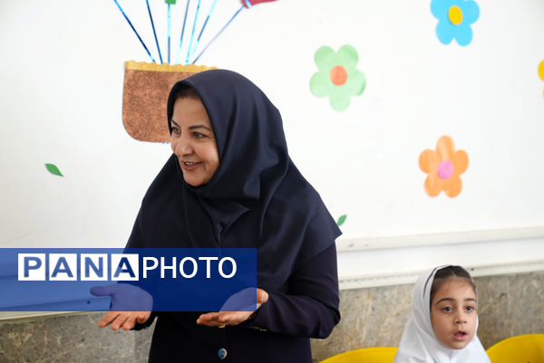 بهار کودکی در آستانه مهر؛ شکوفههای دبستان شمیم فاطمه