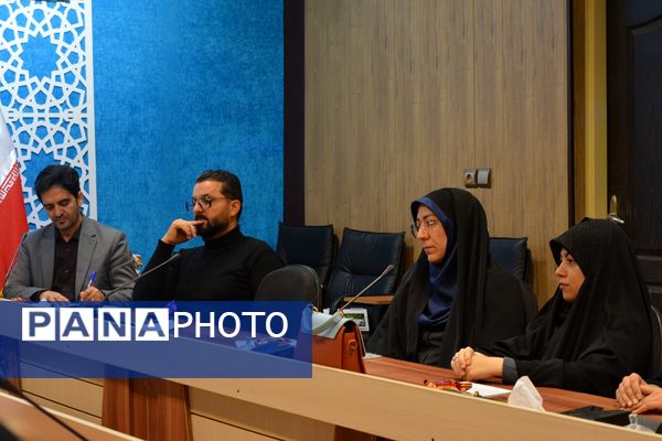 تقدیر از برگزیدگان لیگ جت در سالن فرهنگ بهارستان‌دو