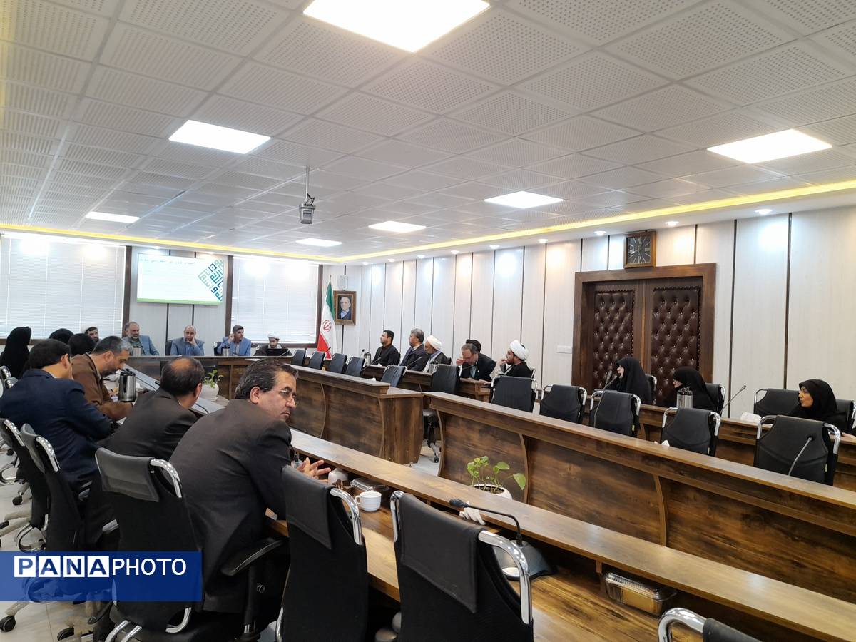 جلسه شورای مشورتی نماز مدیران مدارس ناحیه ۳