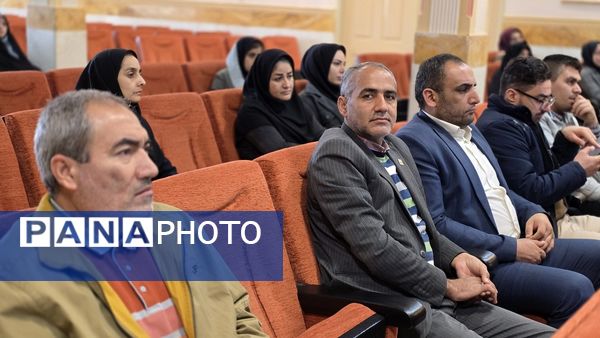 برگزاری تبیین و تشریح برنامه‌های فعالیت فراگیر پرورشی در نظرآباد