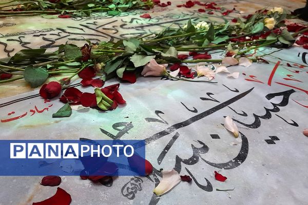 در آغوش زمین، شهیدانی آرمیده‌اند که با جوهر خون، سند حق و حقیقت را امضا نمودند 