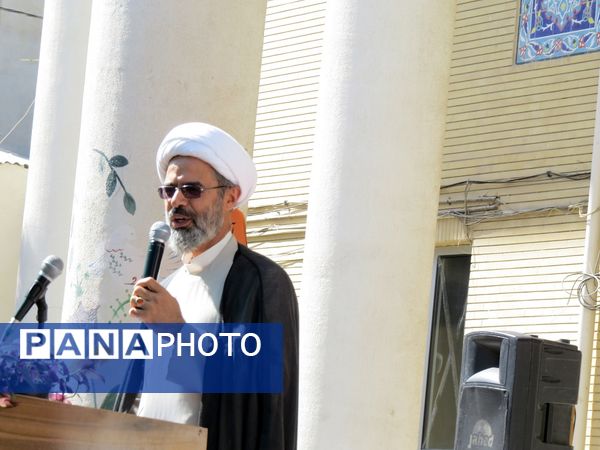 نواختن زنگ سپاس معلم در هنرستان محمودیه بجنورد