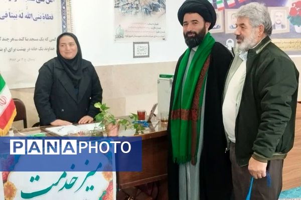 نماز جمعه فیروزکوه میزبان میزهای خدمت و ایستگاه سلامت