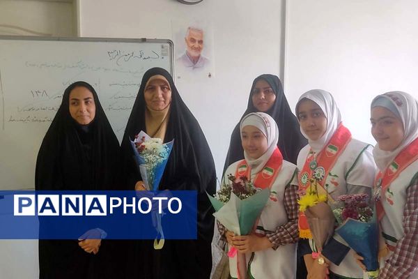 بازدید دانش‌آموزان پیشتاز از سازمان دانش‌آموزی مرکز