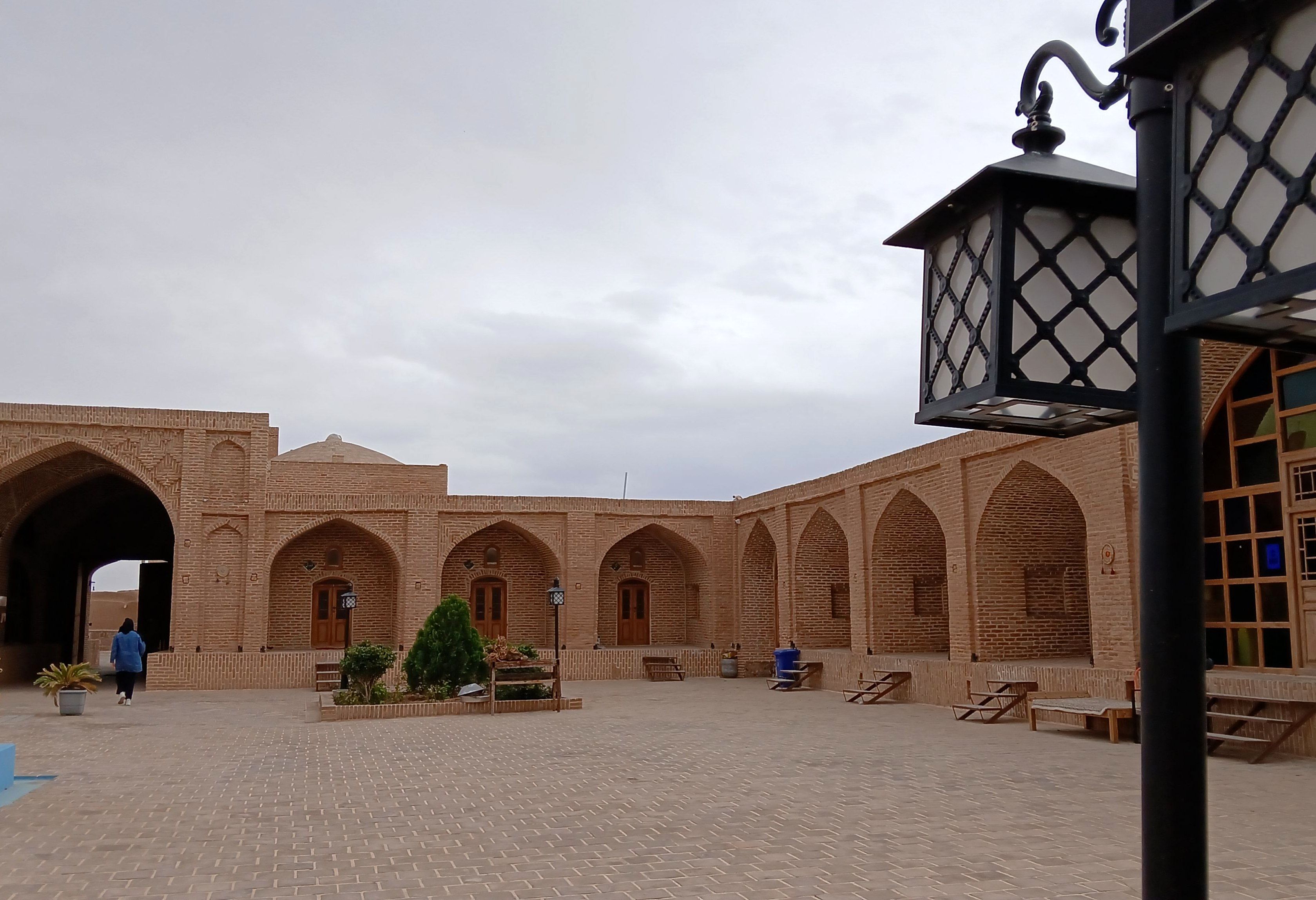 کاروانسرای شاه‌عباسی ایوانکی، مکانی تاریخی در مسیر جاده ابریشم بوده است