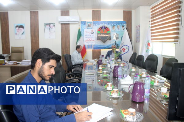 جلسه دبیرخانه استانی بیست و پنجمین جشنواره پرسش مهر ریاست جمهوری در بوشهر