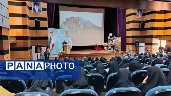 همایش بزرگداشت هفته کتاب و کتابخوانی در شهرستان ایلام