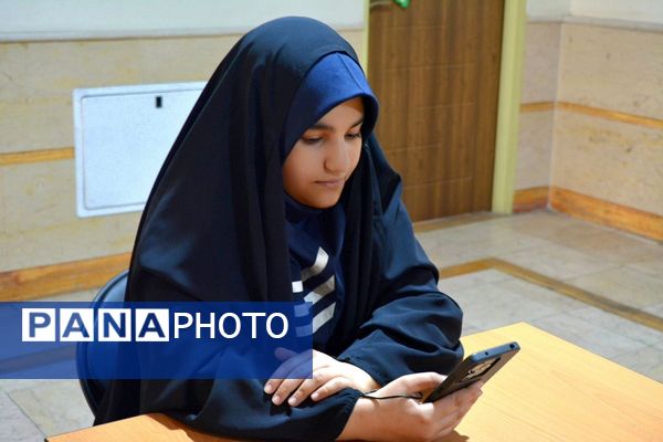 برگزاری کافه ۵۷ در دبیرستان فرهنگ