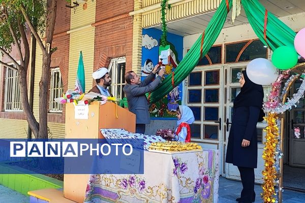 جشن شکوفه‌های سال تحصیلی جدید در شهرستان سملقان