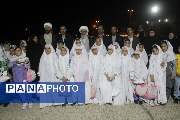 مهمانان ماه خدا اجتماع بزرگ دانش‌آموزان بوشهری 