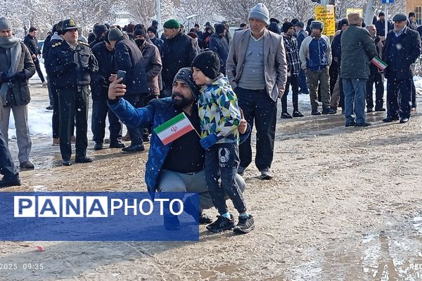 برگزاری راهپیمایی ۲۲ بهمن ماه در شهرستان نیشابور 