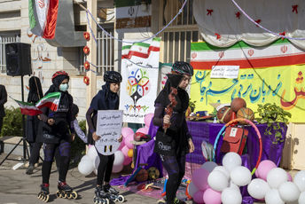 آئین افتتاحیه دوازدهمین دوره المپیاد‌های‌ورزشی‌ درون‌‌مدرسه‌ای در شهر نیم‌ور