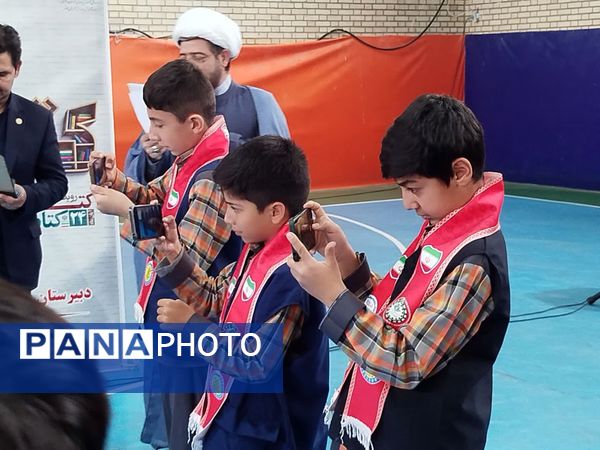 حضور پر شور خبرنگاران پانا در جشن کتاب روستای فدافن