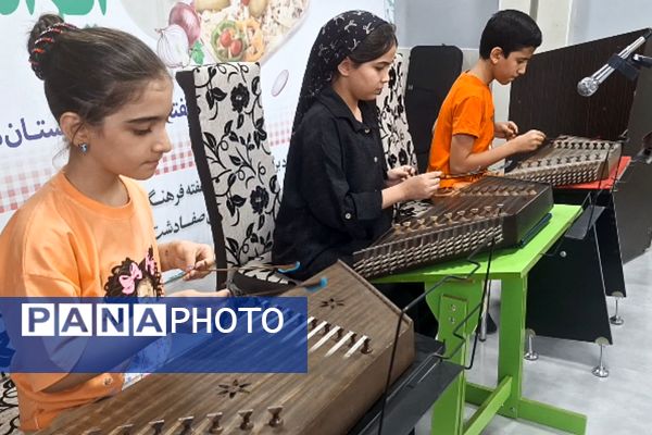 جشنواره غذای ایرانی به مناسبت هفته فرهنگی در فرهنگسرای بعثت صفادشت 