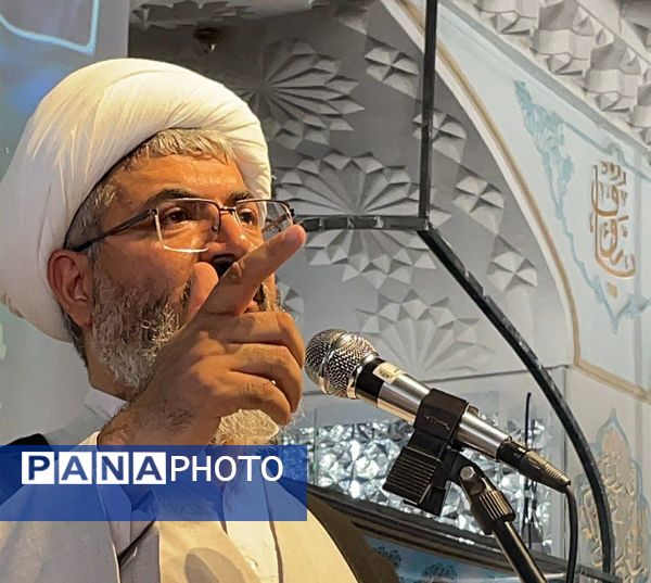 نماز جمعه در شهرستان کاشمر 