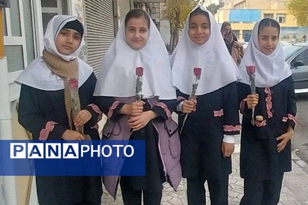 رقابت فکری دانش آموزان شهرستان قدس در مسابقات شطرنج دانش‌آموزی 