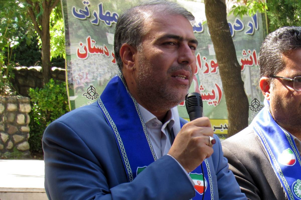 تشکیلات پیشتازان، زمینهساز رشد مهارتهای فردی و اجتماعی دانشآموزان است