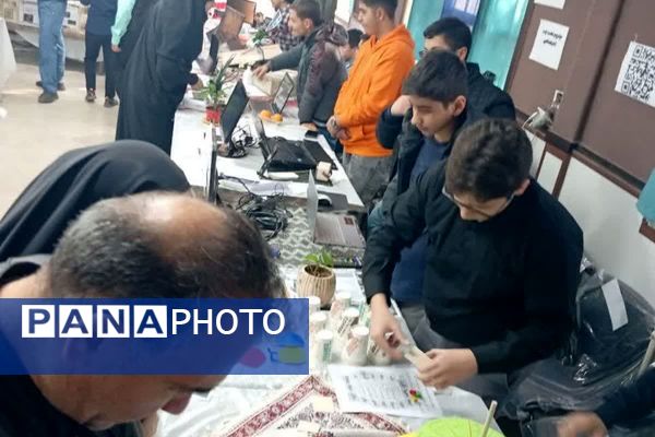 نمایشگاهی از دستاوردهای استعدادهای درخشان