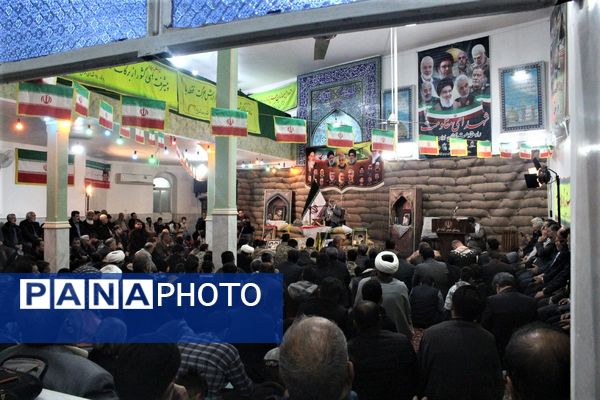 گرامیداشت یاد و خاطره ۱۵ شهید والامقام روستای مومن آباد قم